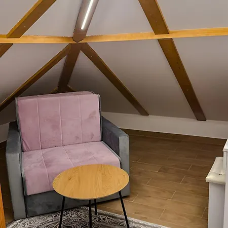 Villa Bjelasnica Alpine Retreat - Cozy Mountain House Near Sarajevo Trnovo