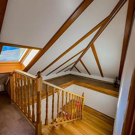 Bjelasnica Alpine Retreat - Cozy Mountain House Near Sarajevo Villa