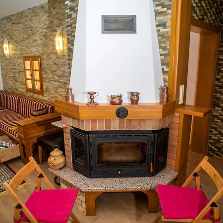 Bjelasnica Alpine Retreat - Cozy Mountain House Near Sarajevo Willa